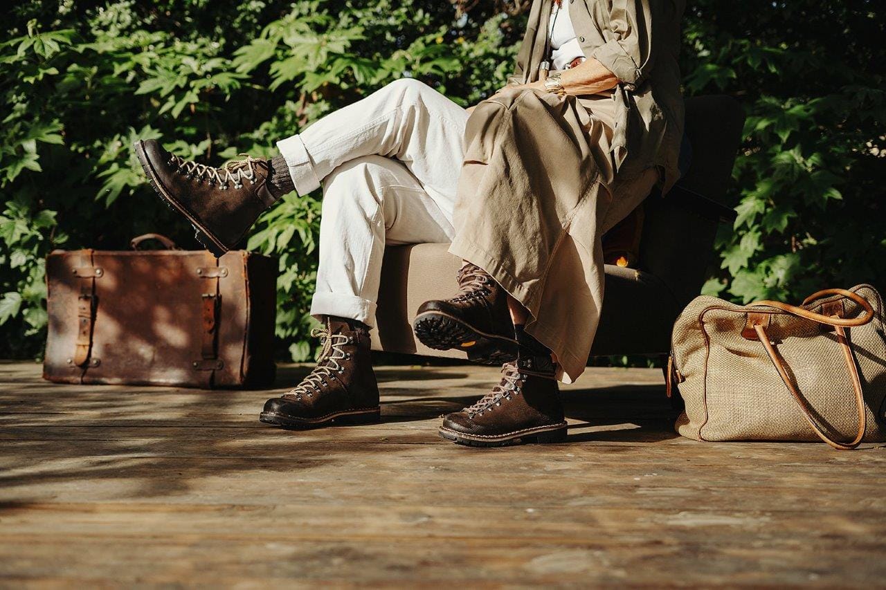 Cioccolato ai piedi, l’eleganza morbida del marrone tra gusto e stile