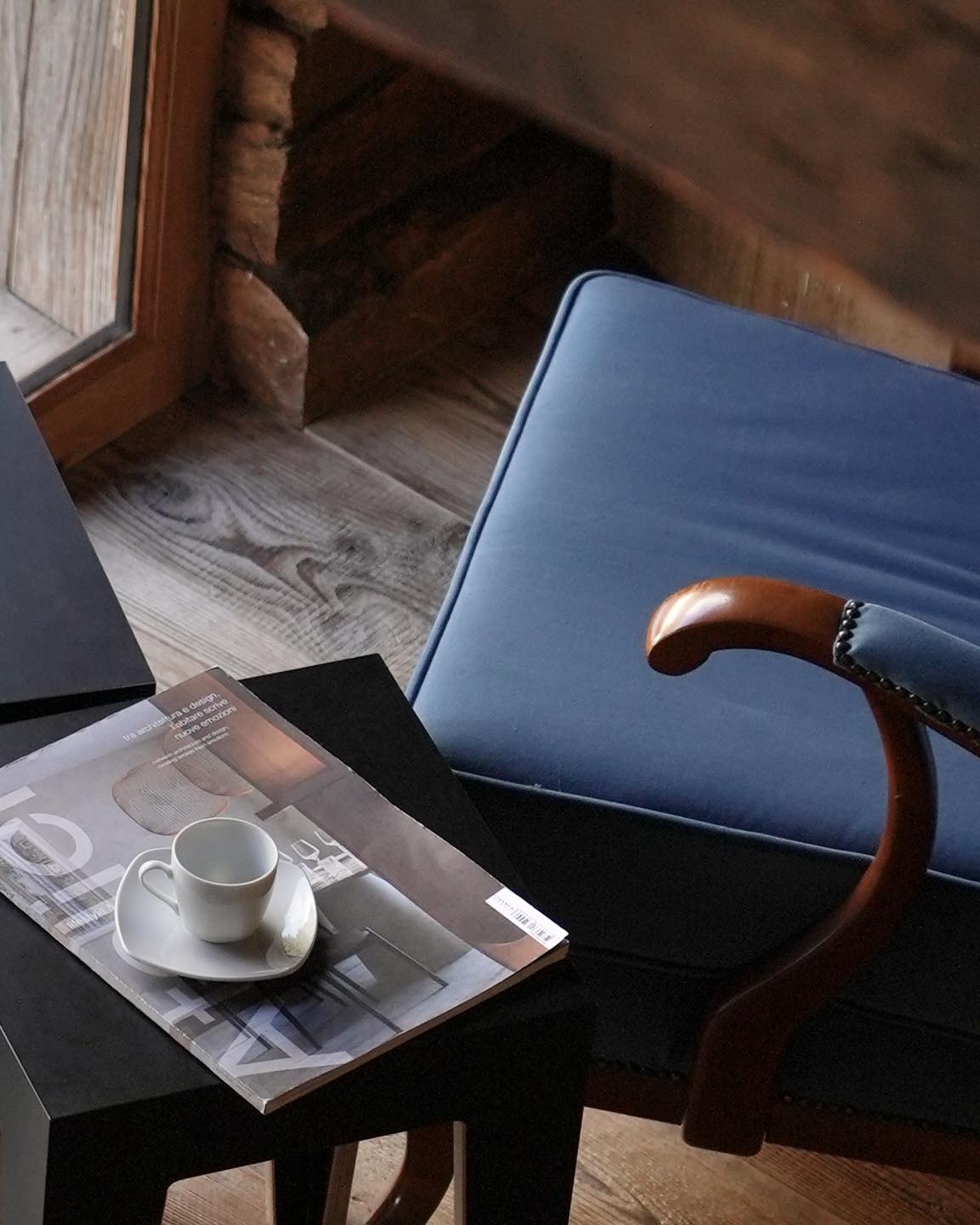 Cedä m, l’arte sottile di abbassare il volume